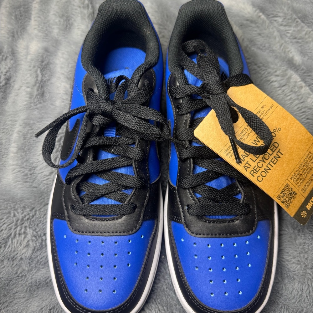 Nike Kids Shoes in Blue and Black